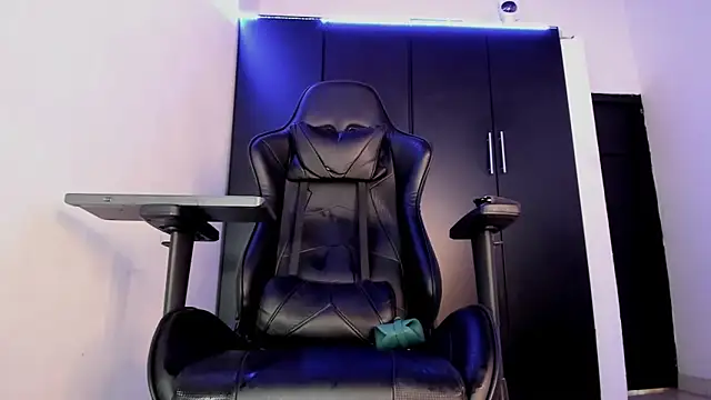 Liam_Mateo webcam