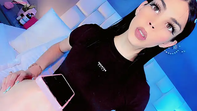 Kisses_Sophia webcam