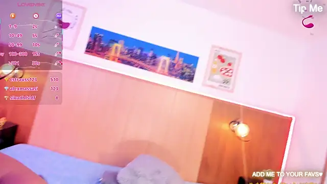 Anniie_Fox_