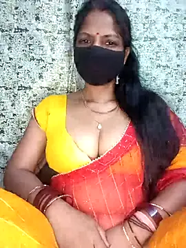 Juli_80