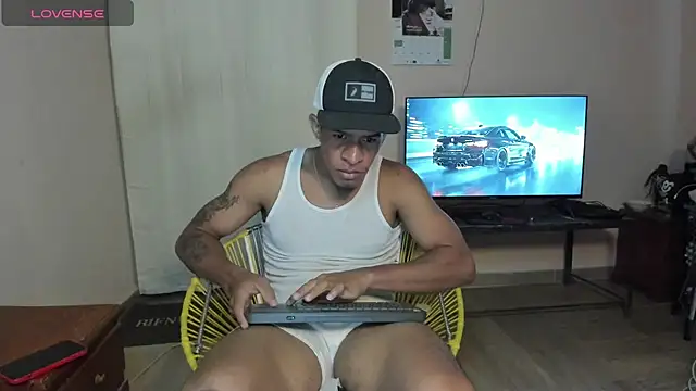 antonio_aguilarx webcam