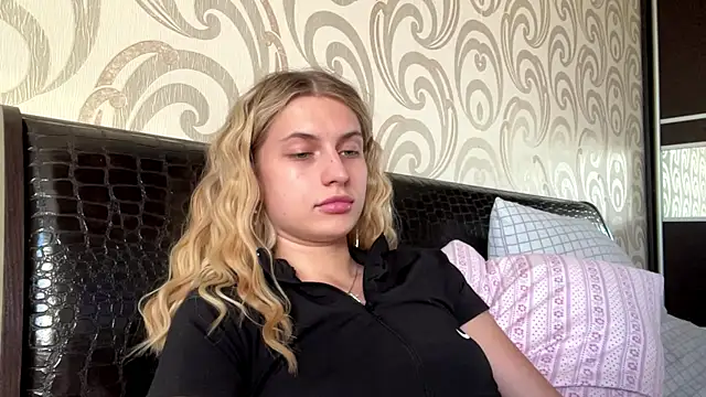 JeneeEady webcam