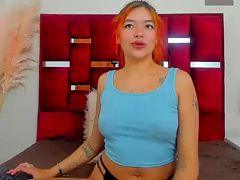 KayleeMei webcam