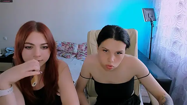 Adelina_xxx webcam