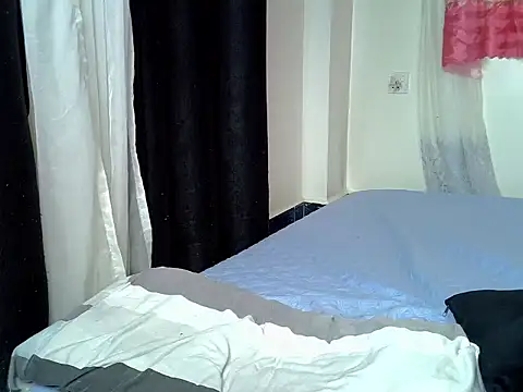 Sexxie_Berrie webcam