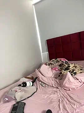 Velma_star live cam on StripChat