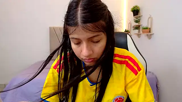 zara_cute webcam