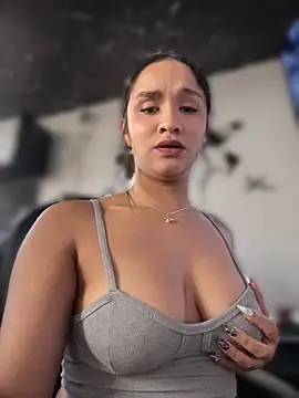 Isabella-Teen