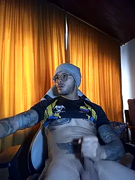 sebastian_horny webcam