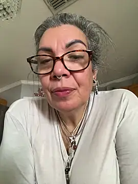 dieseldame1313 webcam