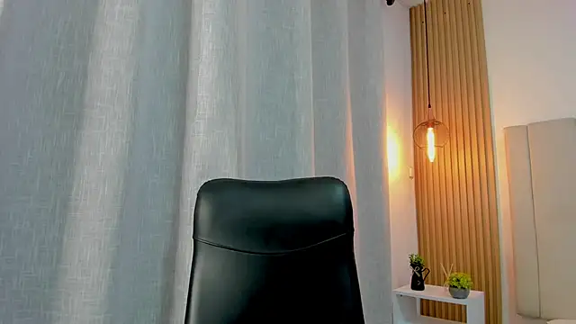 Victoria_Rosee webcam