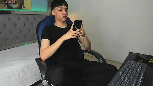 samblack_ (M twink) - GOAL TODAY