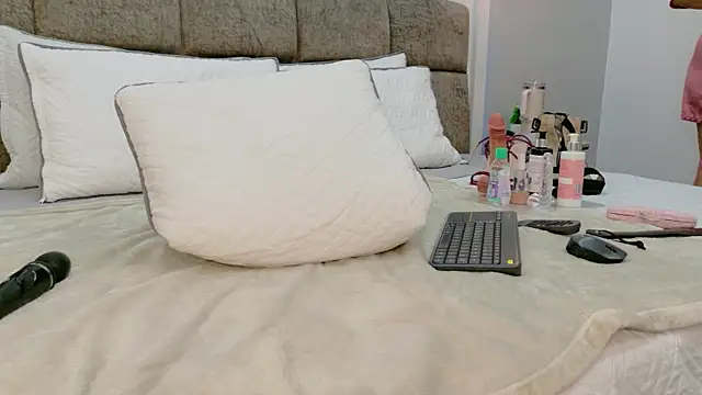 AlmaRose_