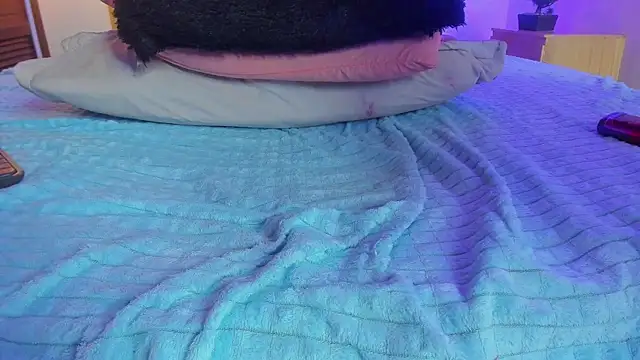 Zoe_sky1 webcam