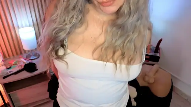 MarianL0ve webcam