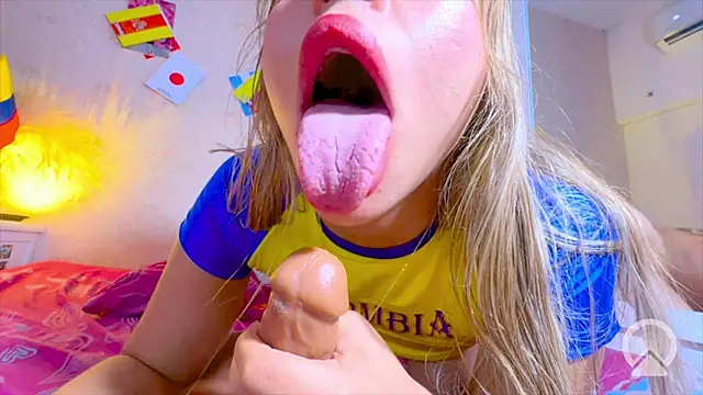 AMAIAA_LOVE webcam