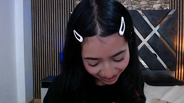 Amy_channel webcam