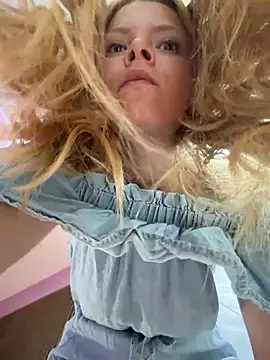 AnastasiaAniess webcam