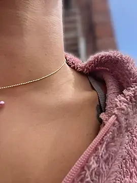 Isabella-Teen webcam