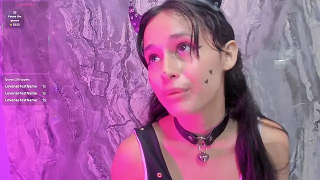luly_dreams webcam