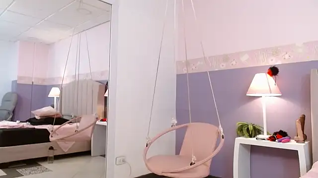 Lolagolden1 webcam