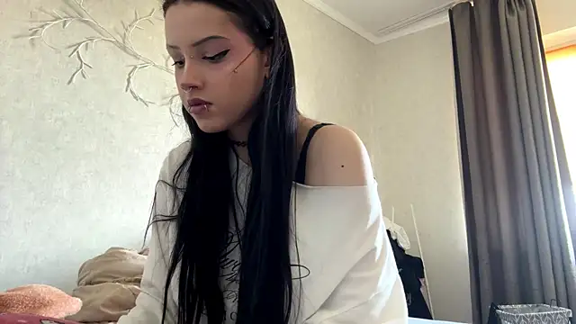 LouisePavlides webcam