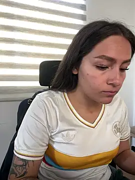 Alyha_cortes_ webcam