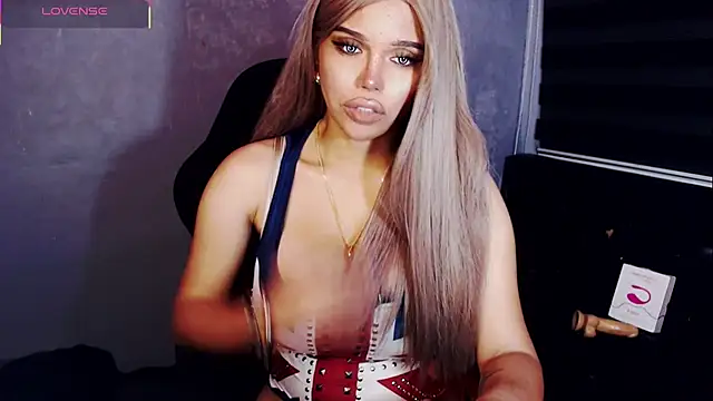 MistressBangs webcam