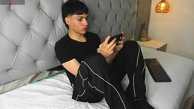 samblack_ (M twink) - GOAL TODAY