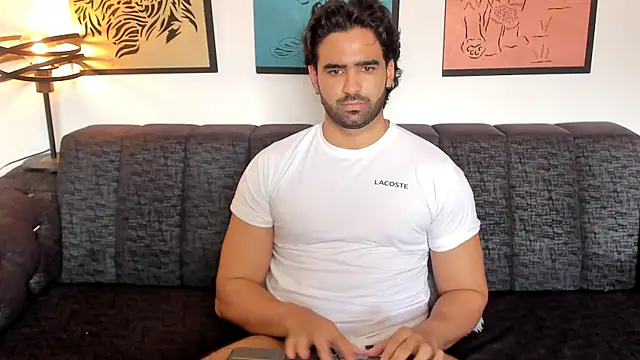 brad_martin (M young) - NAKED AND HARD COCK