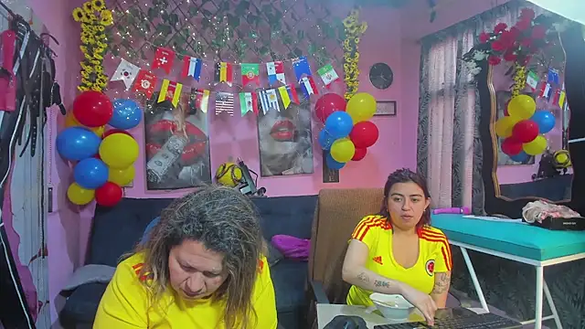 lesbiancuple webcam