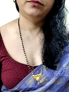 Yazhini-Cam webcam
