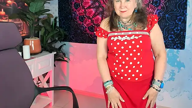 LilaMaharani webcam