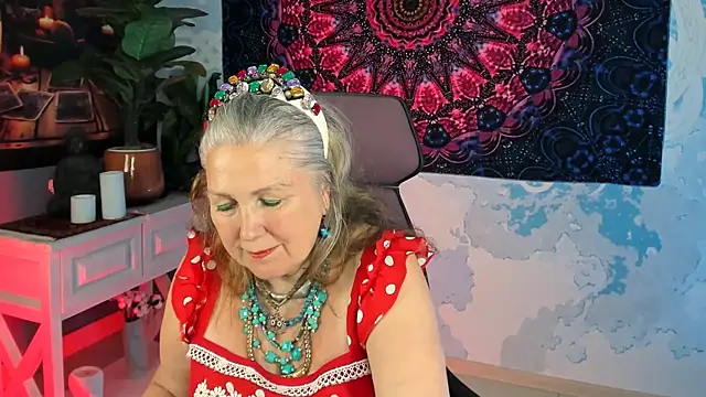 LilaMaharani webcam