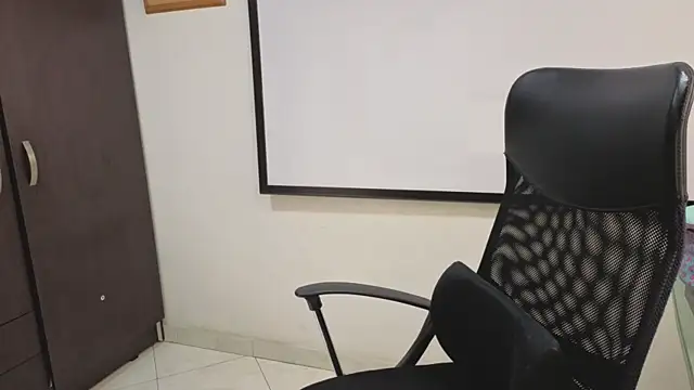 Happy_tits webcam