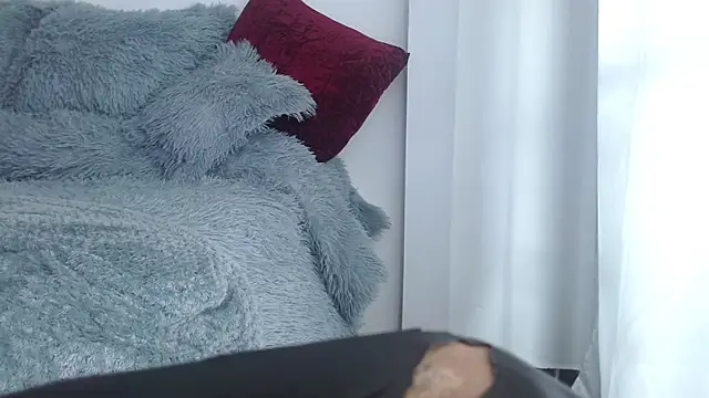 caroline_spanky webcam