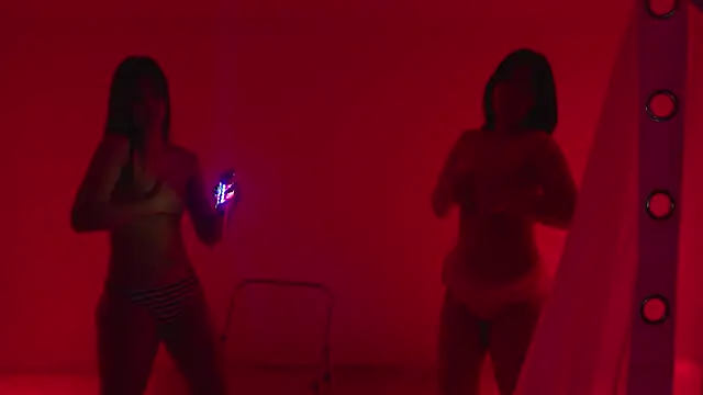 Velvet--girl webcam