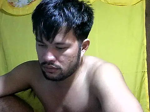 HairyHottestpinoyHandsome webcam