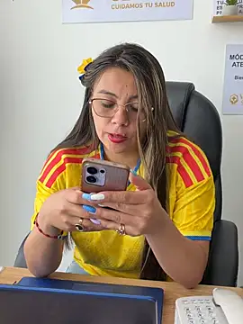 LIZ-06_ webcam