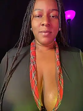 GirthGoddessCoco webcam