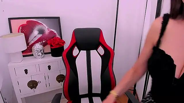 PamelaFlowers webcam