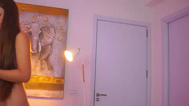 Aisha_Bee webcam