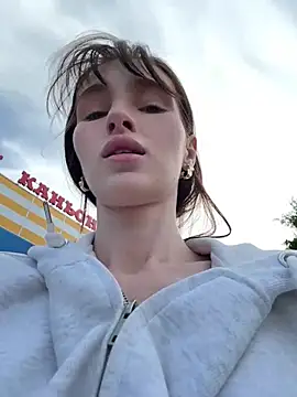 -missbehaving- webcam