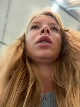 AnastasiaAniess webcam