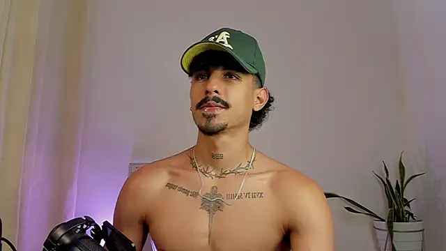 Lukeetaylor webcam