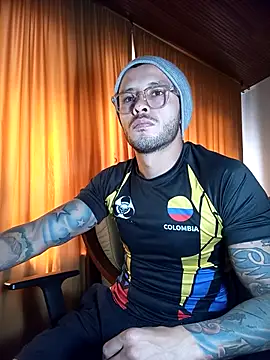sebastian_horny webcam