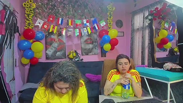 lesbiancuple webcam