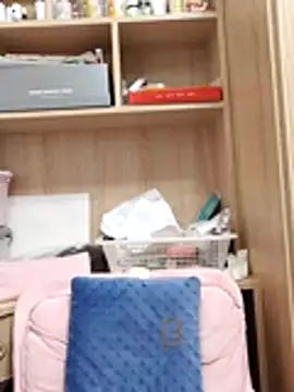 jennie_dogy - Jennie_dogy's free webcam - UK Sex Cams