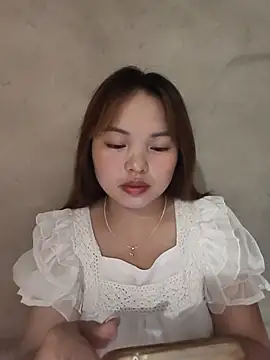mina_xyx - Mina_xYx's free webcam - UK Sex Cams