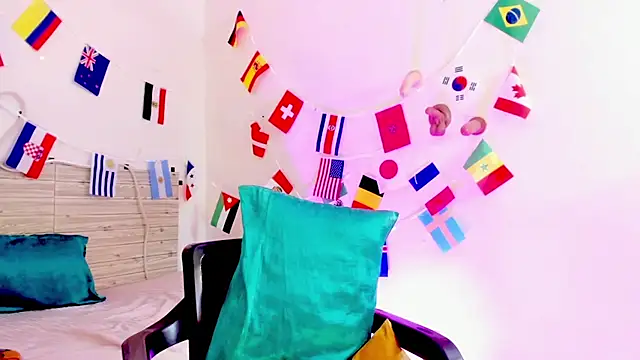 lilahSweet webcam